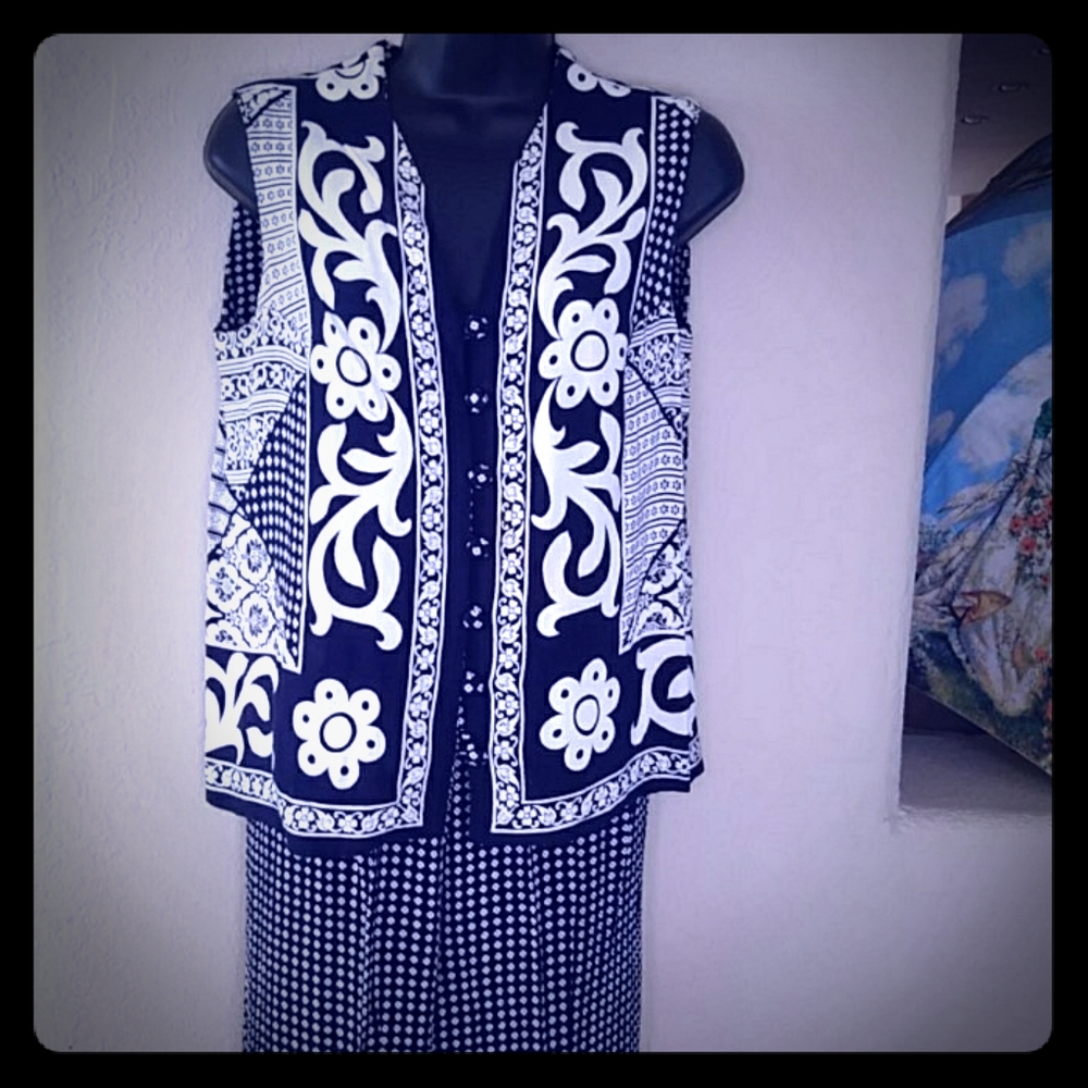 Two-Piece Crazy Floral Designs Top & Pant Set